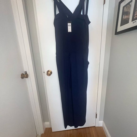 BCBG MAXARIA Calhoun Woman’s navy blue Haltertop Jumpsuit.Size Medium. NWT - Picture 7 of 16